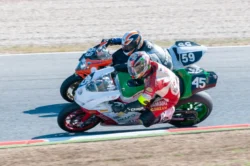 Photographe professionnel reportage au circuit de Montmelo durant les 24 heures moto de Barcelone 2009